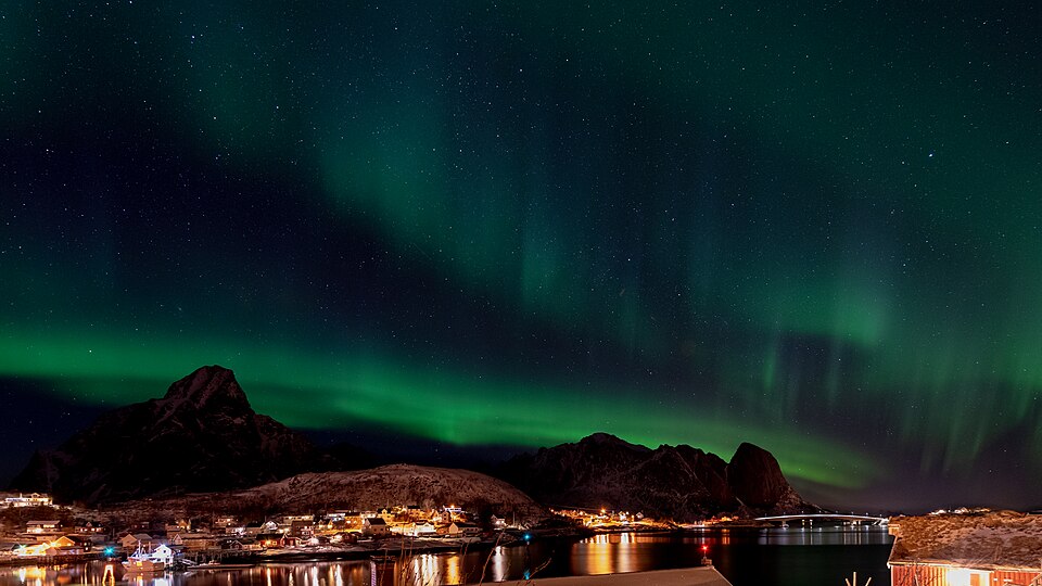 Aurora borealis over Reine
