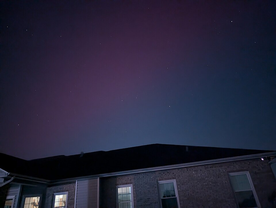 Aurora borealis over Illinois