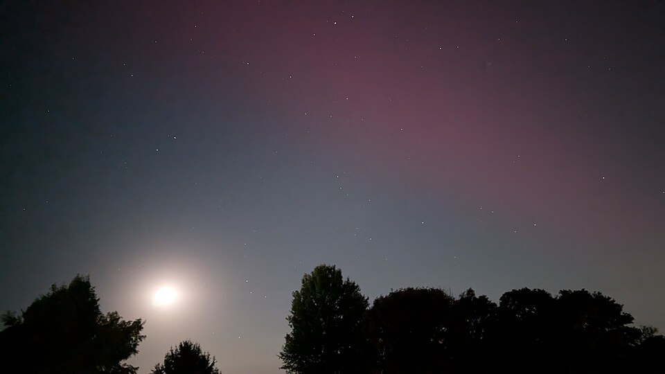 Aurora borealis over Illinois