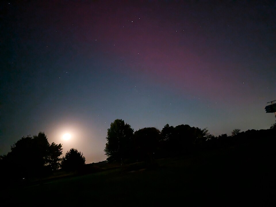 Aurora borealis over Illinois